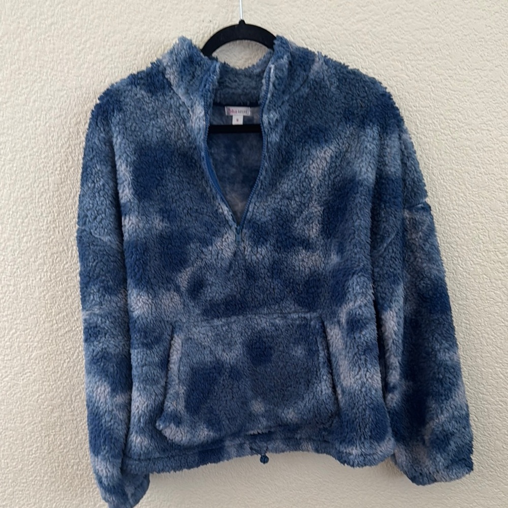 Flirtitude Active Blue Fleece Pullover